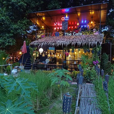 Do Dee Cafe Bangkok Hostel Exterior foto